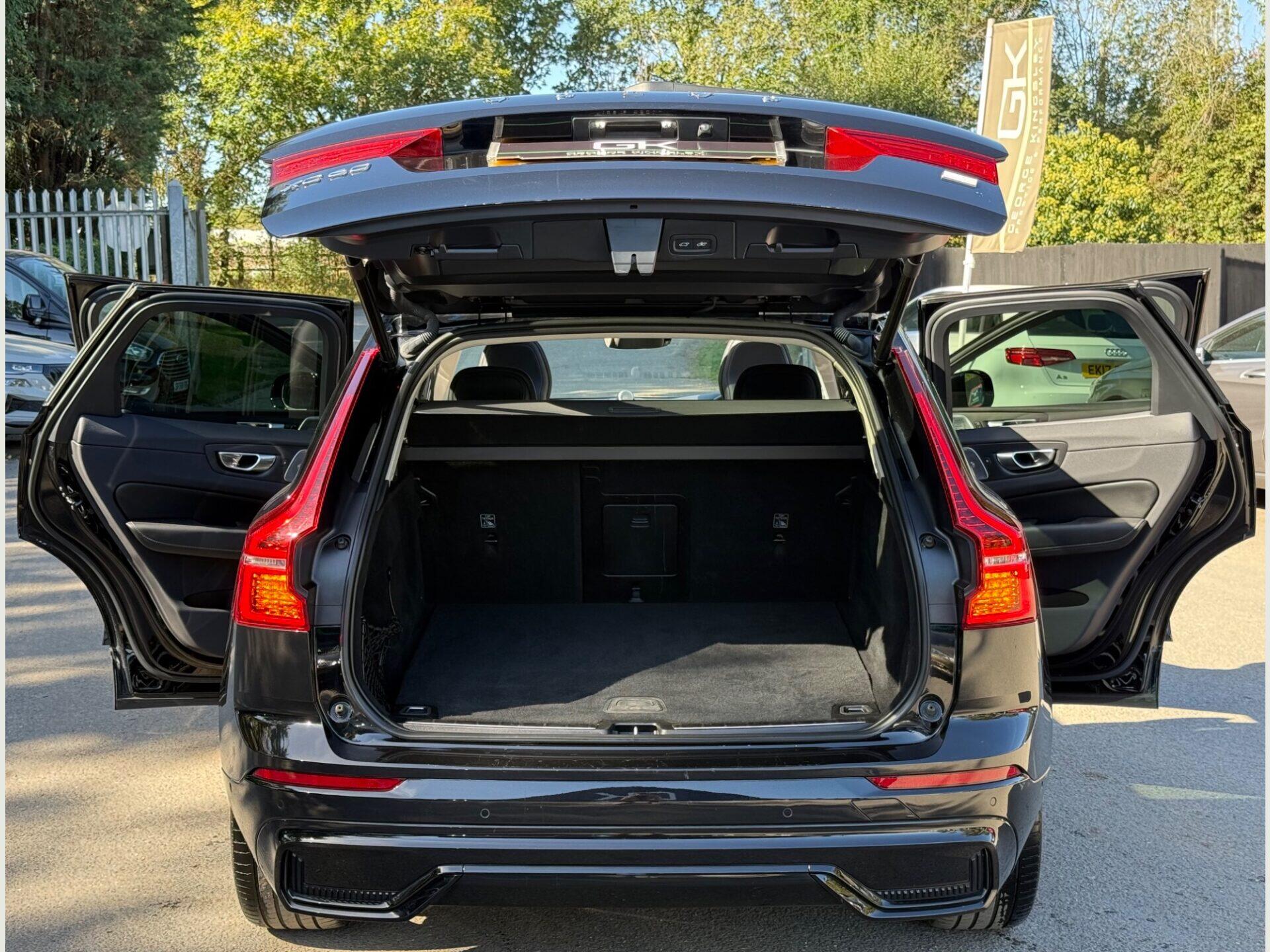 Volvo XC60 view 24