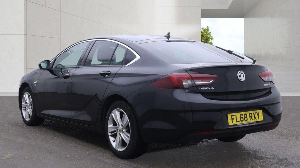Vauxhall Insignia view 6
