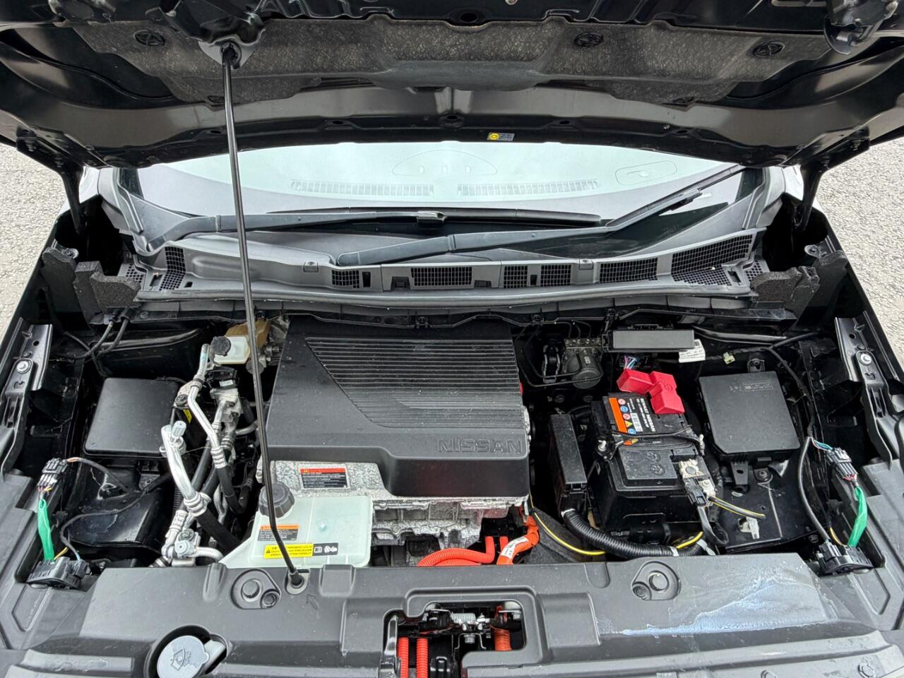 Nissan Leaf view 19