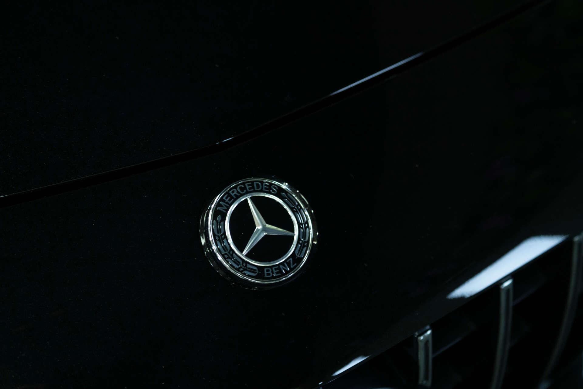 Mercedes-Benz Amg GT view 11