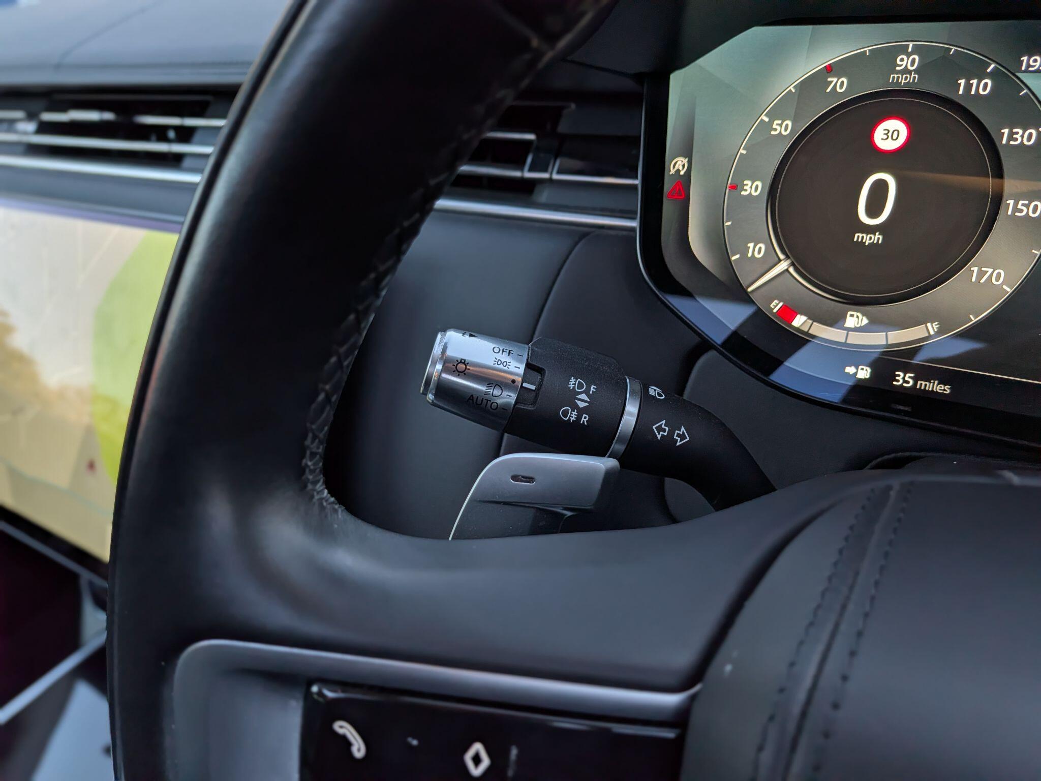 Land Rover Range Rover view 41