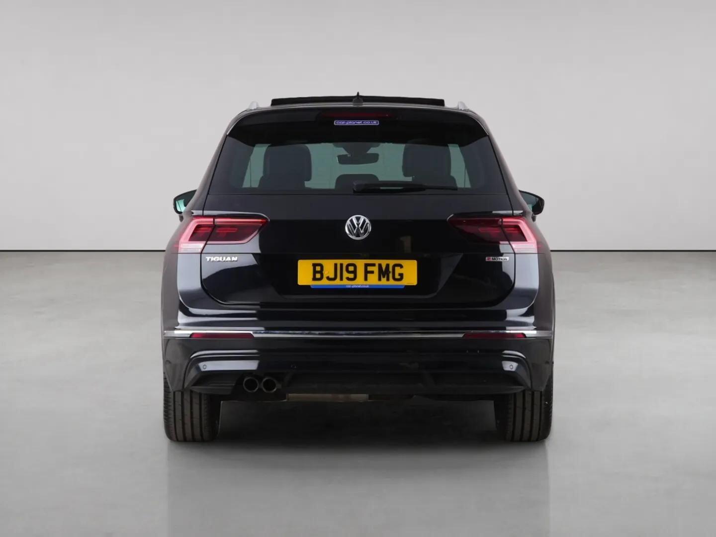 Volkswagen Tiguan view 7