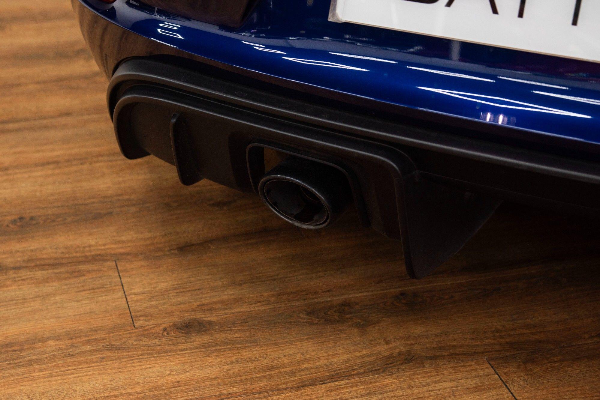 Porsche 718 Spyder view 30
