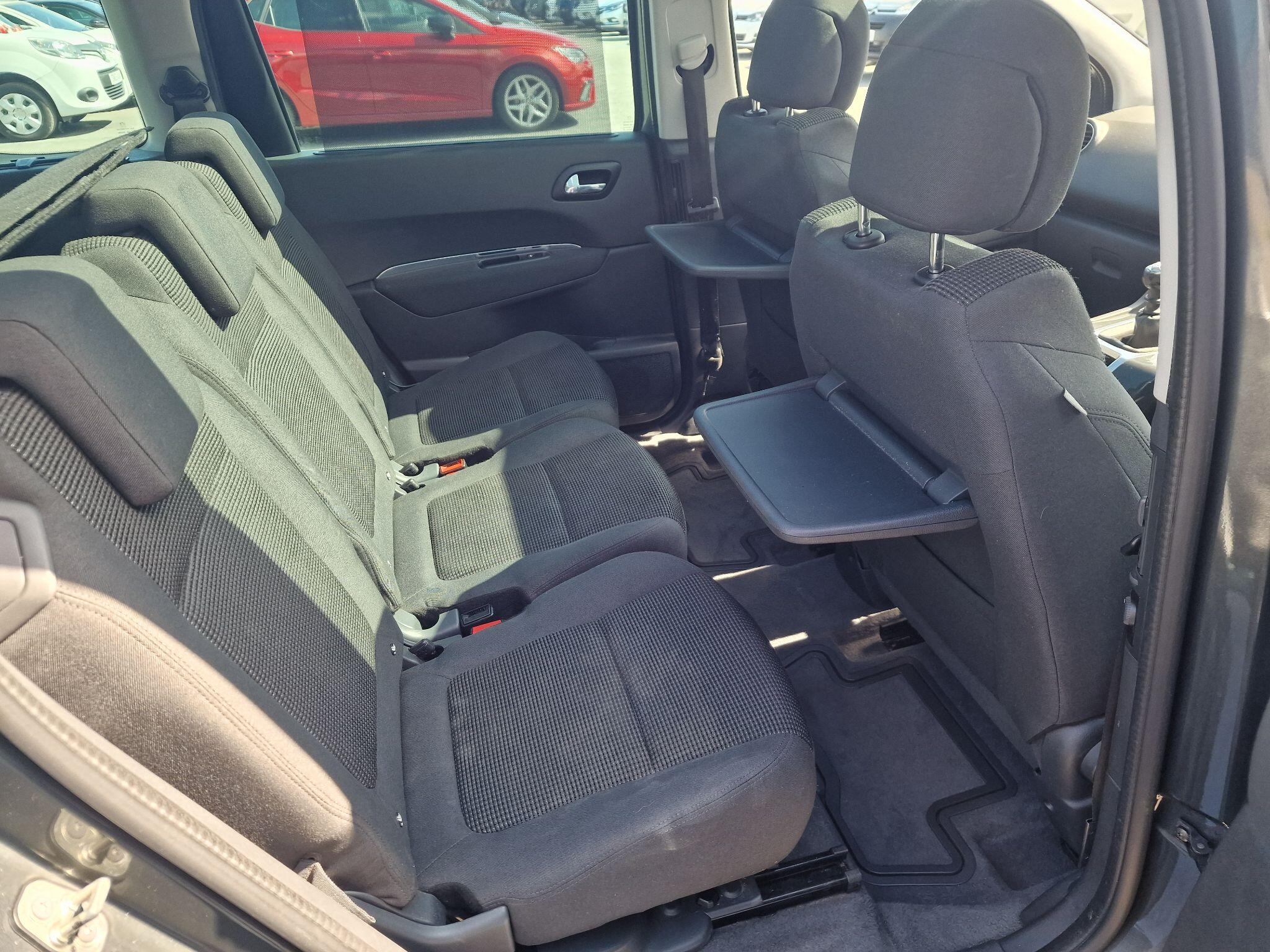 Peugeot 5008 view 33