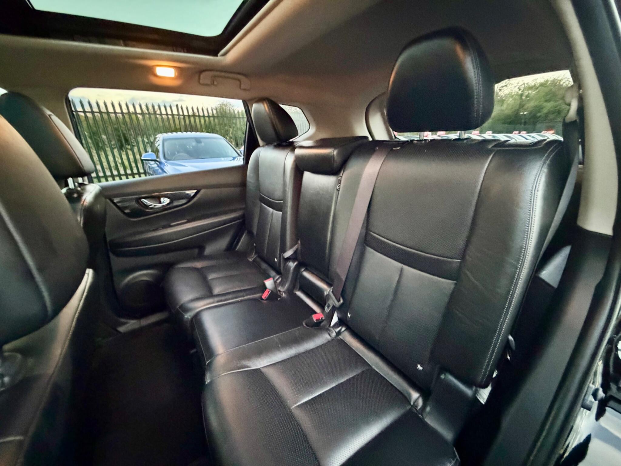 Nissan X-Trail view 31