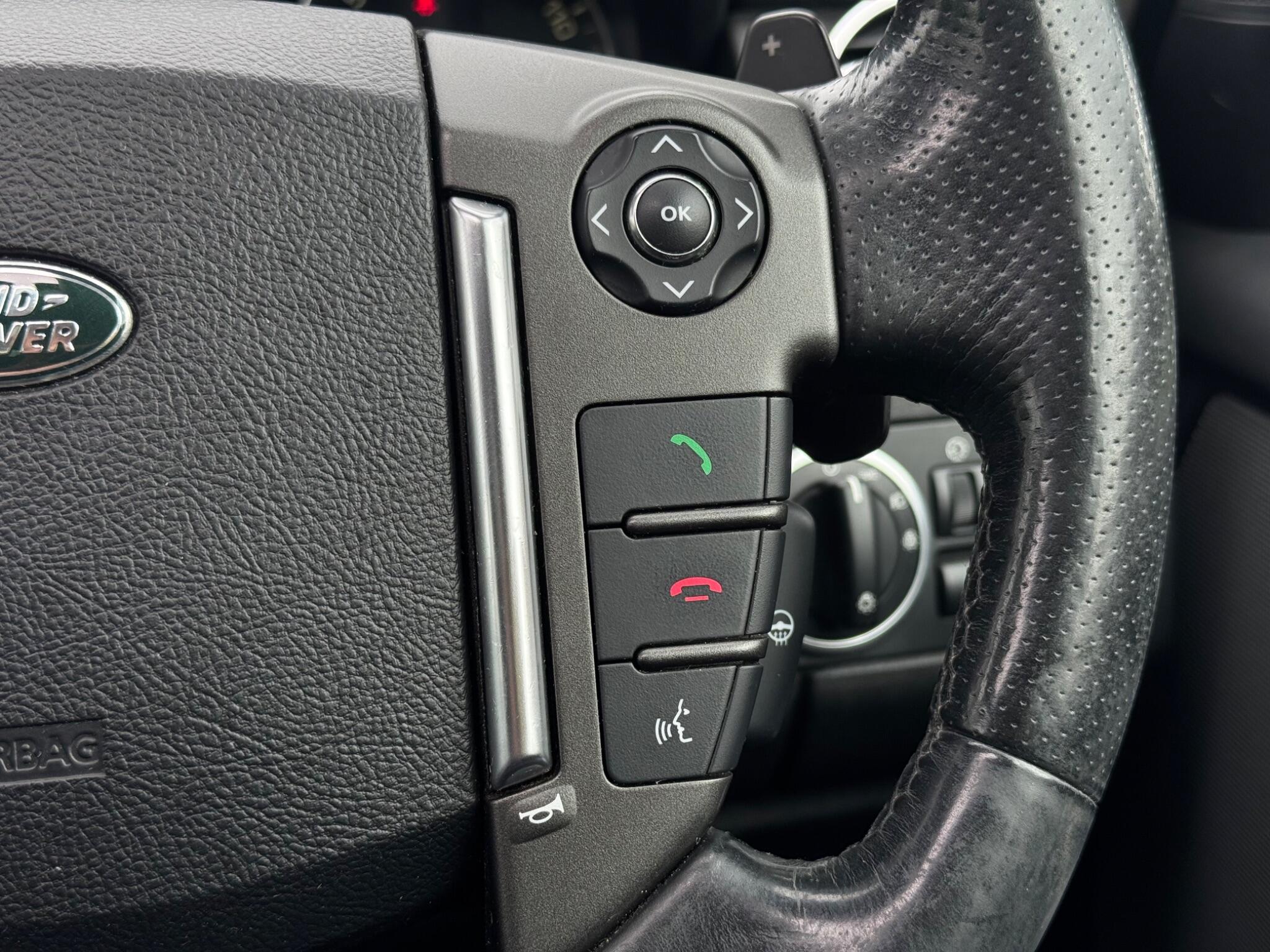 Land Rover Discovery view 37