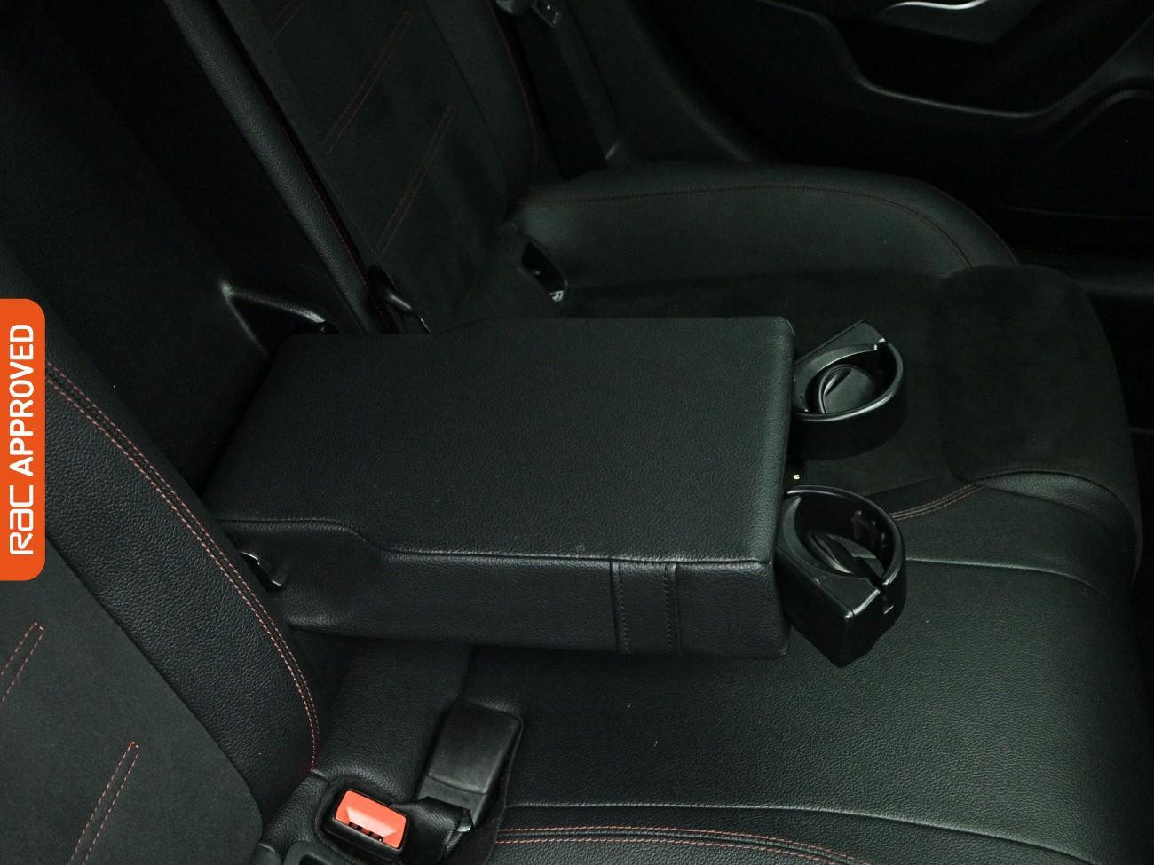 Mercedes-Benz A-Class view 35