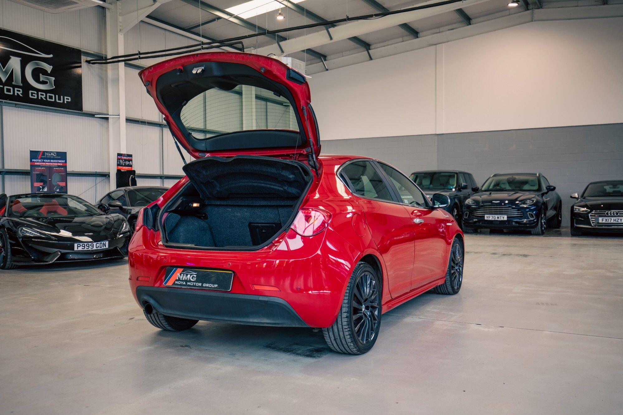 Alfa Romeo Giulietta view 31