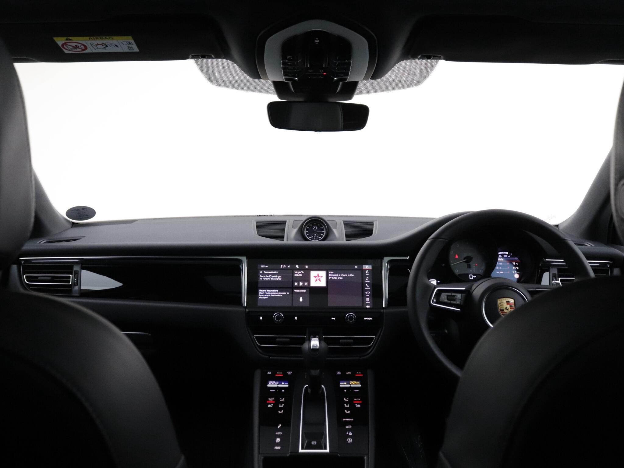 Porsche Macan view 33