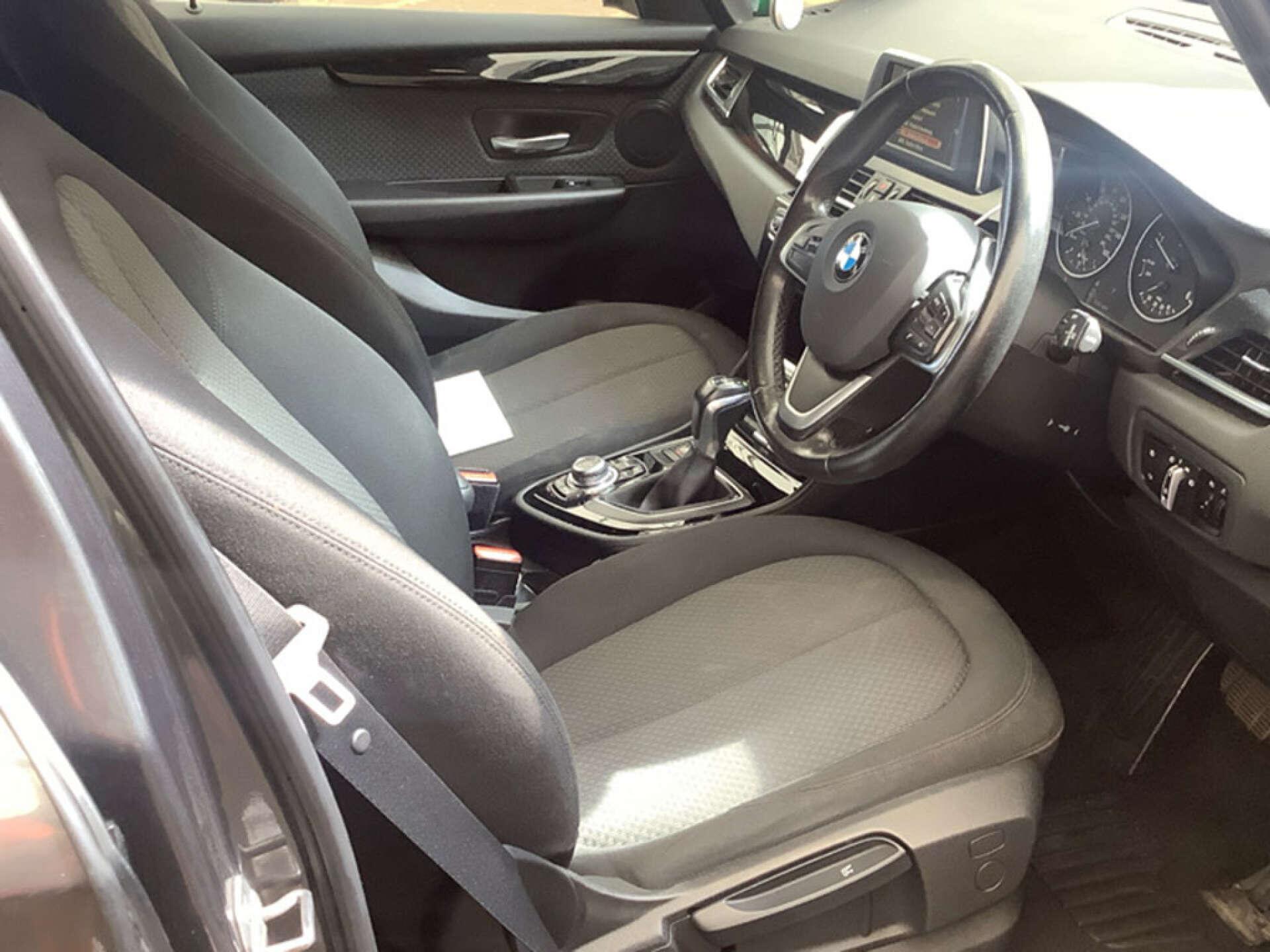 BMW 2 Series view 3