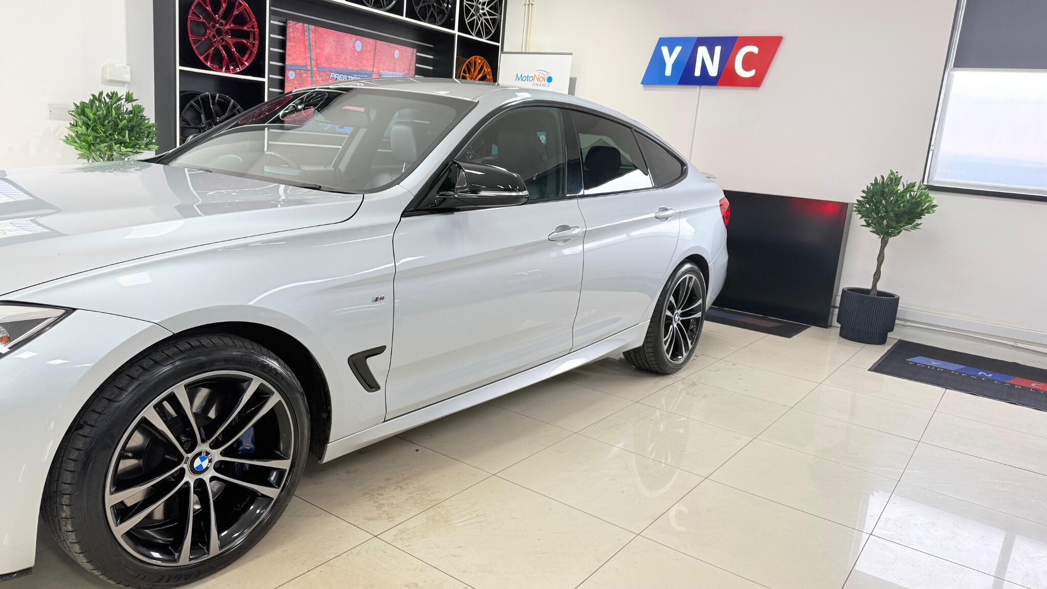BMW 3 Series view 32