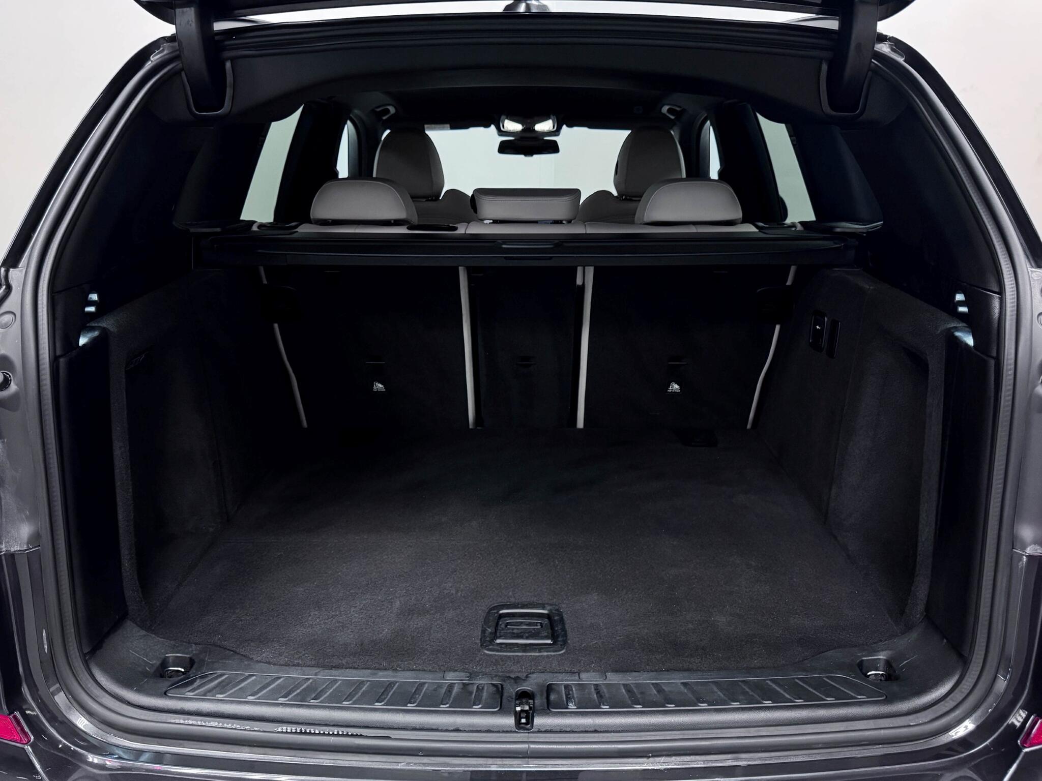 BMW X3 view 7