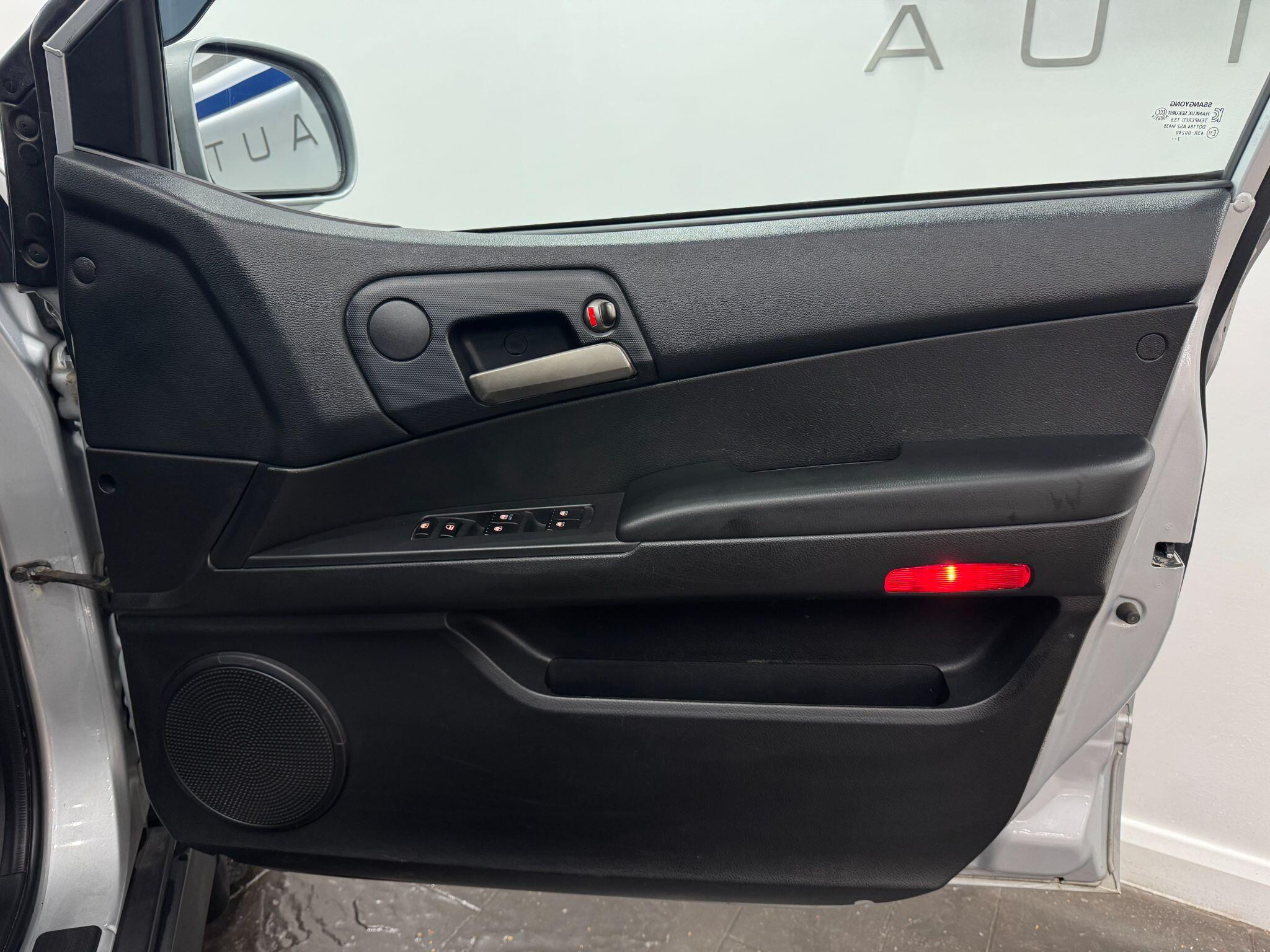 KGM Musso view 28