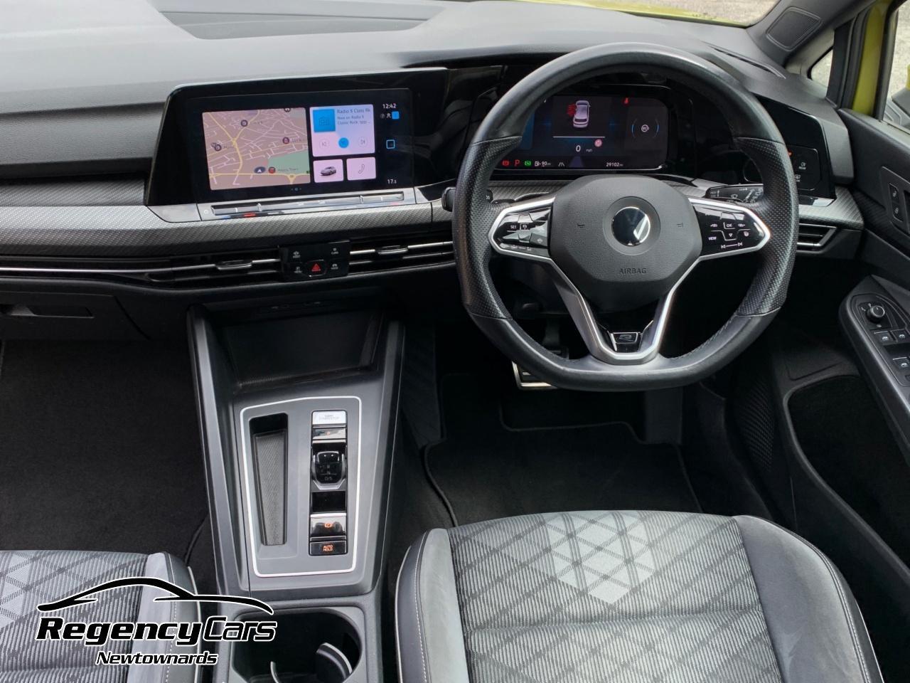 Volkswagen Golf view 11