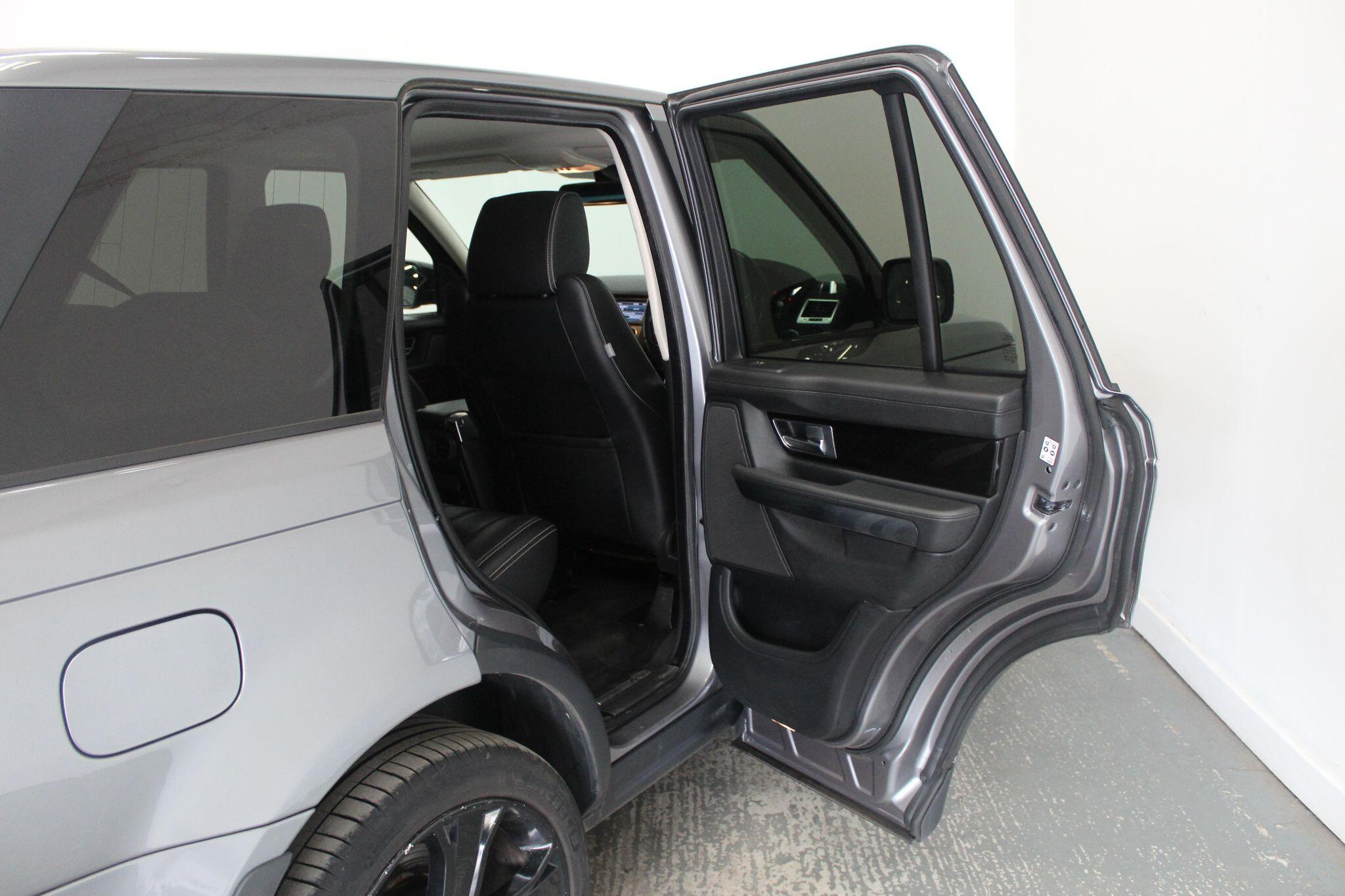 Land Rover Range Rover Sport view 27