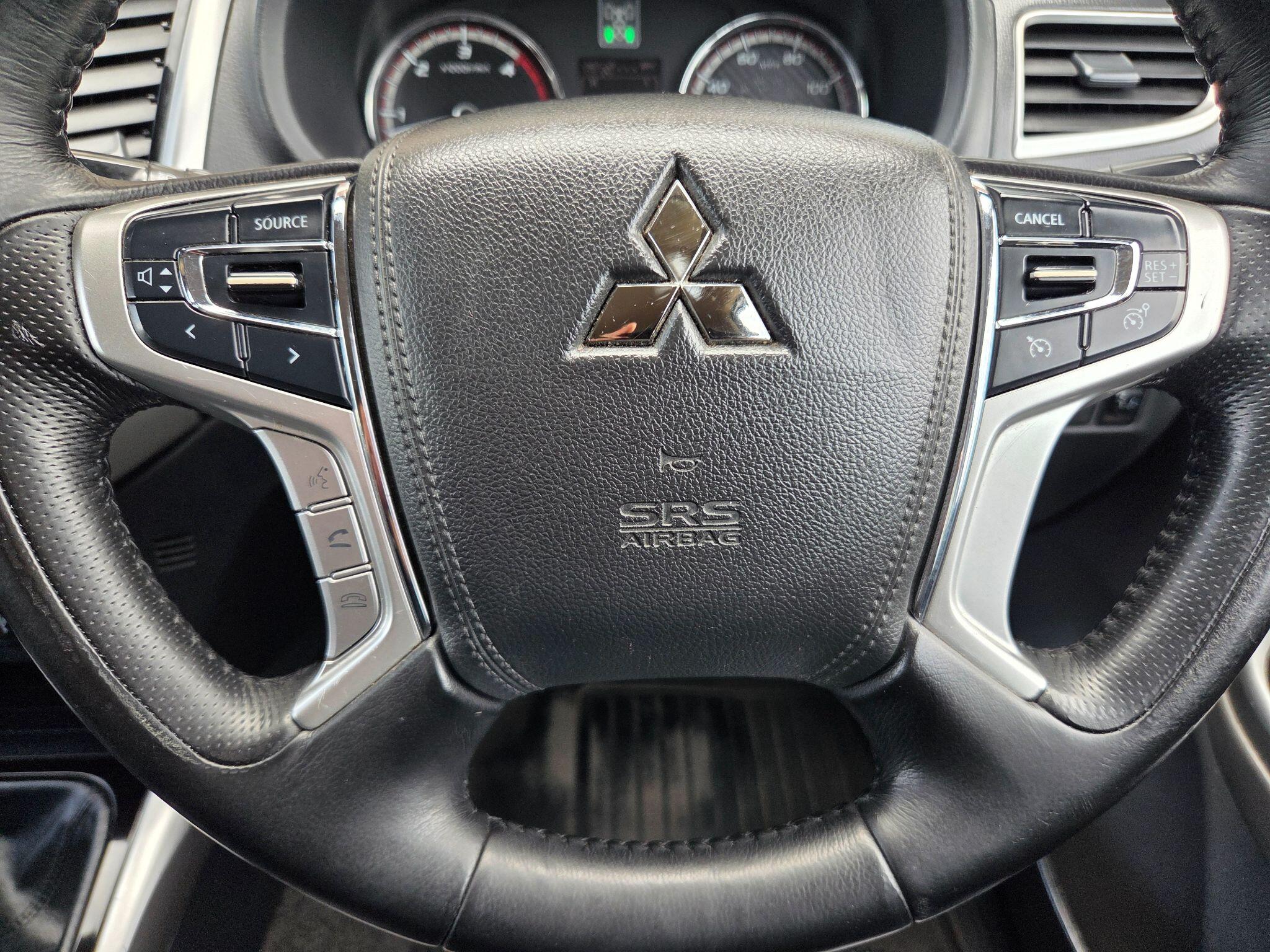 Mitsubishi L200 view 21