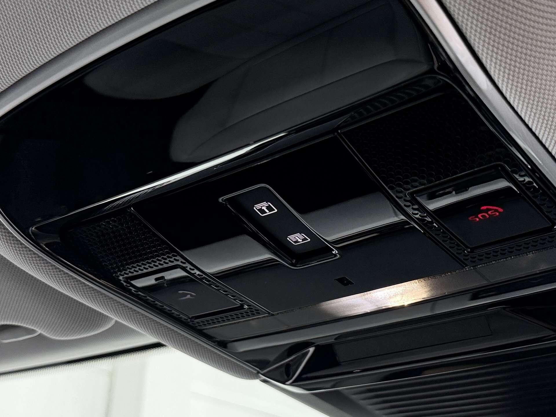 Land Rover Range Rover Sport view 31