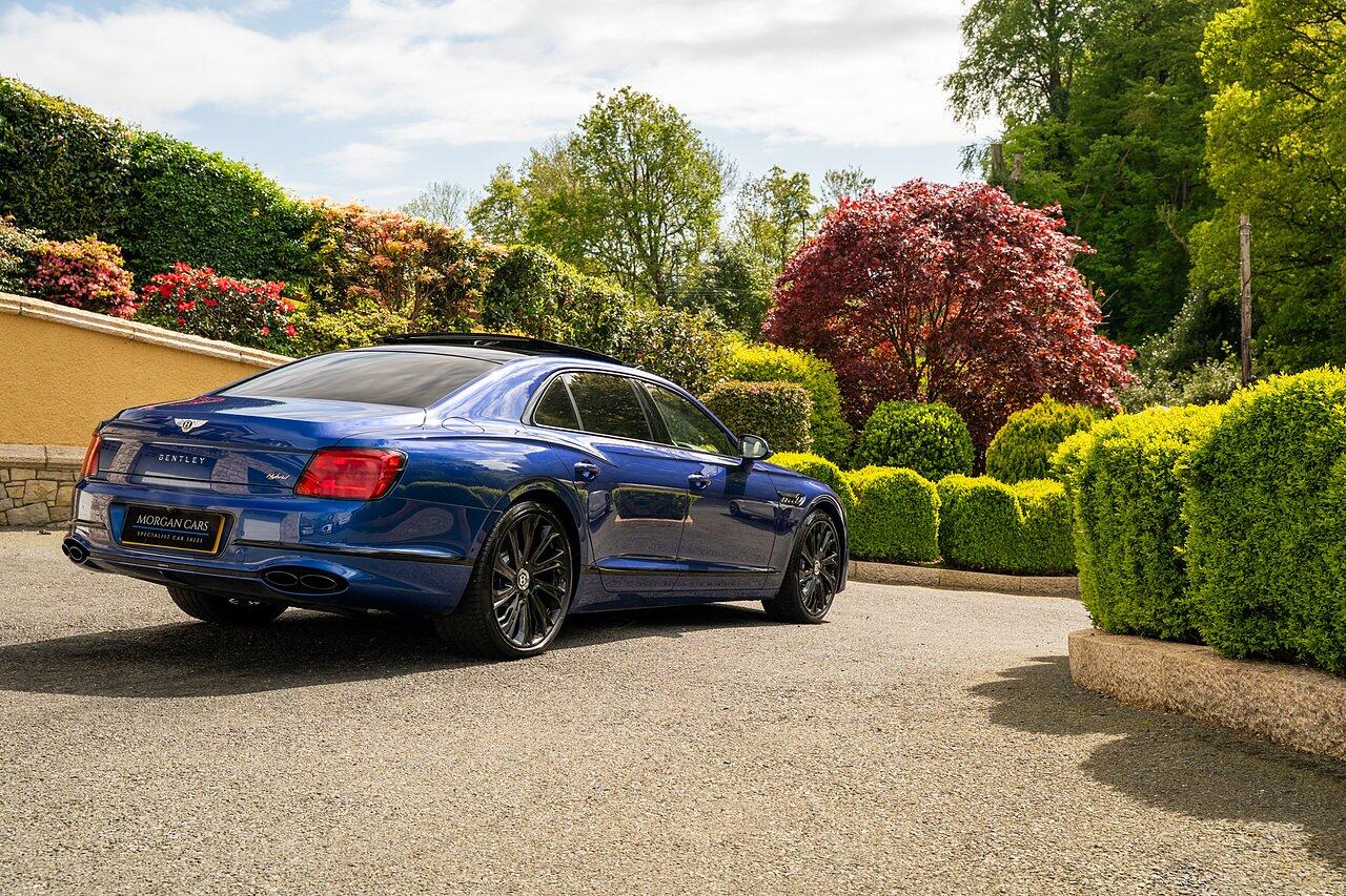 Bentley Flying Spur view 99
