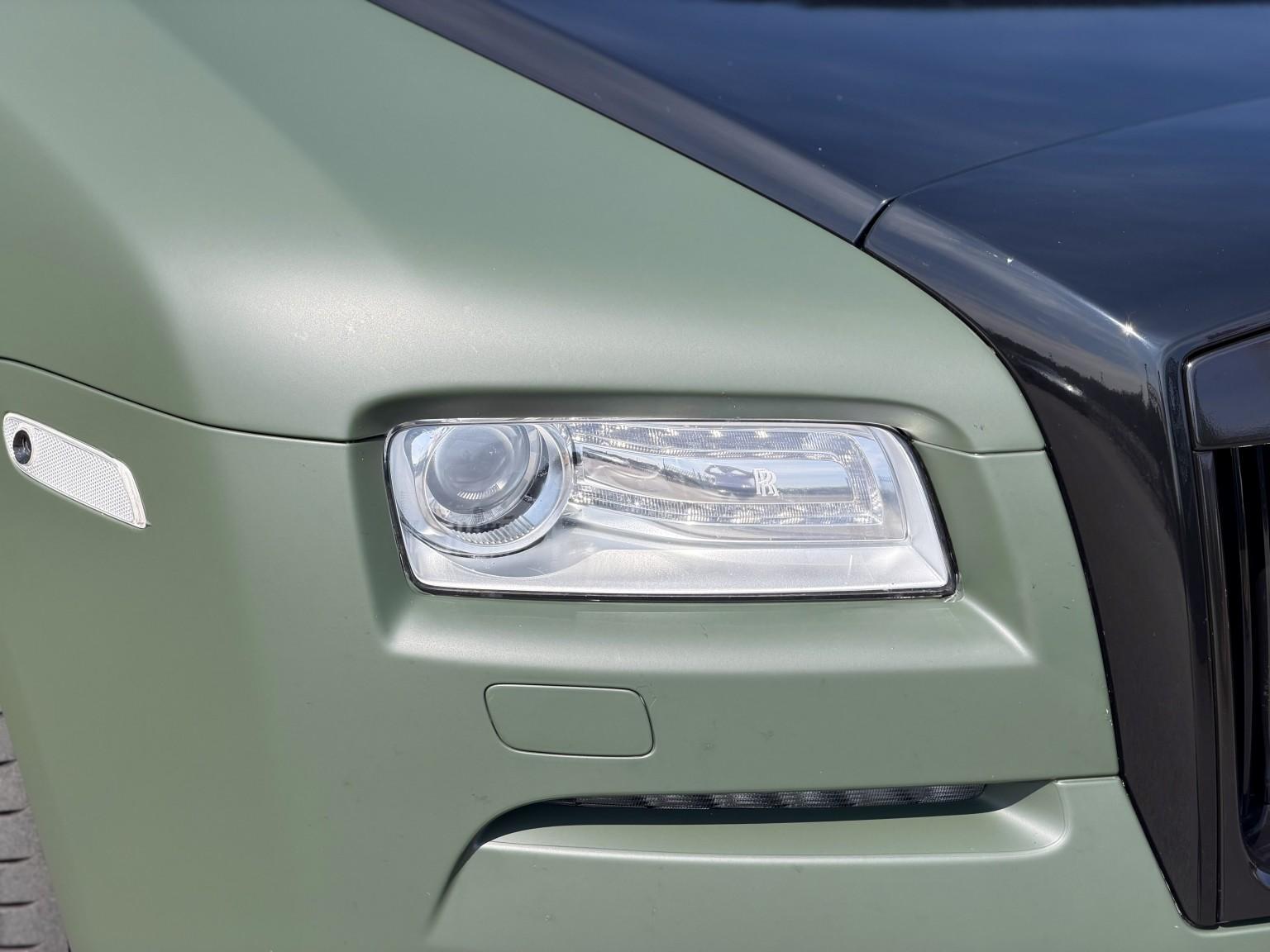 Rolls-Royce Wraith view 18
