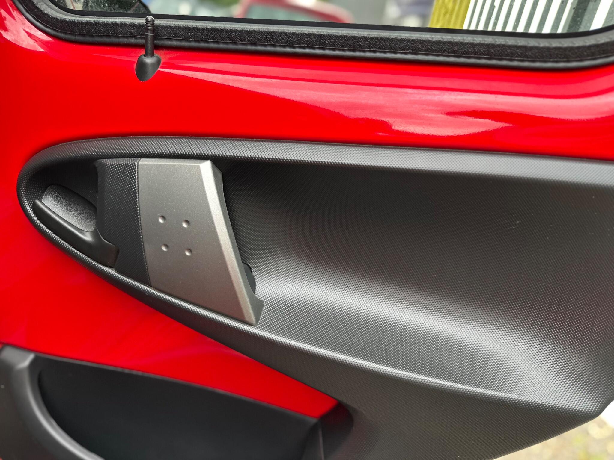 2014 Toyota AYGO image 22