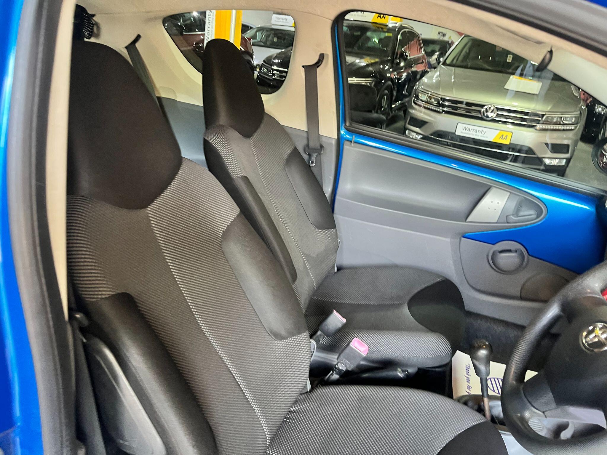 Toyota Aygo view 14