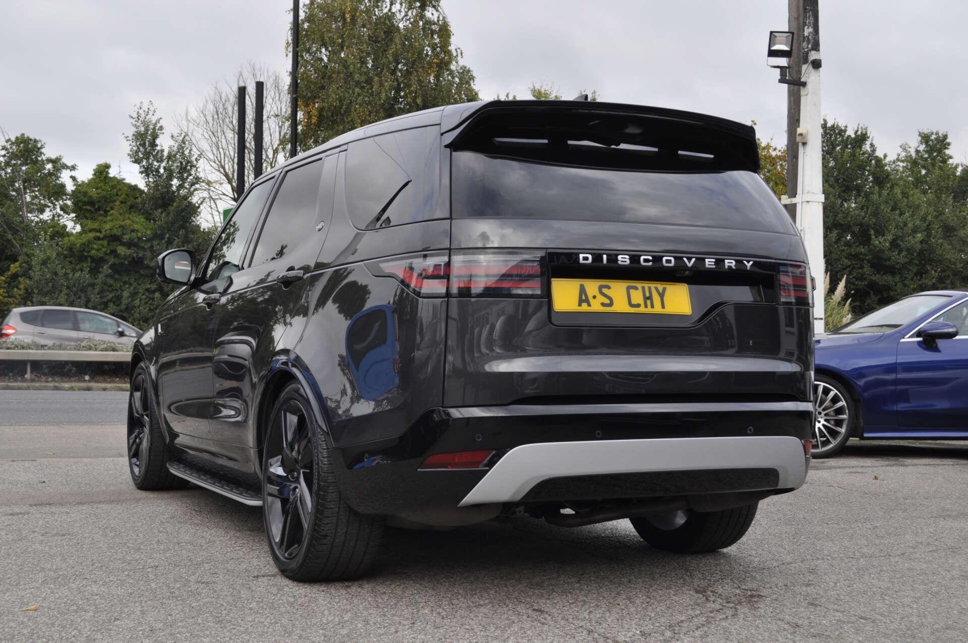 Land Rover Discovery view 46