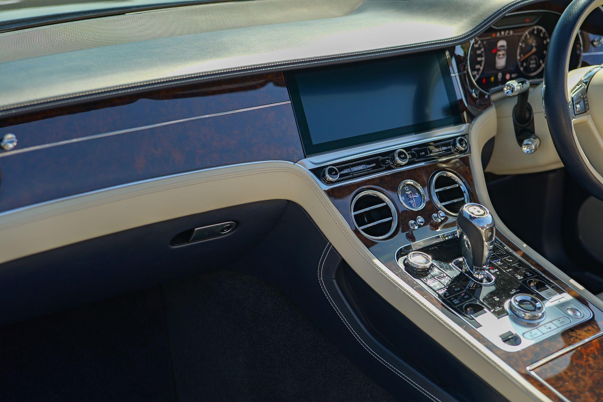 Bentley Continental view 17
