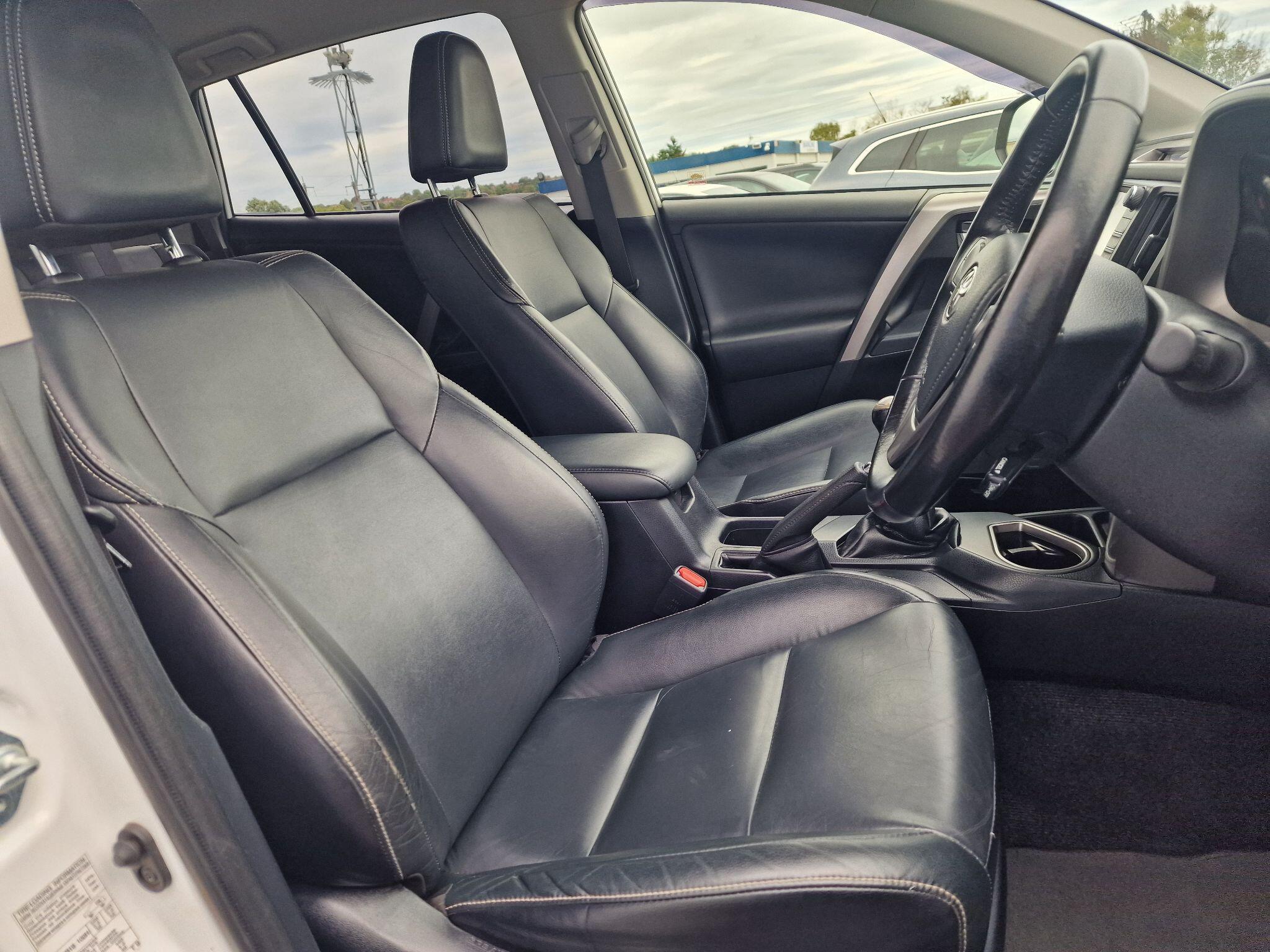 Toyota Rav4 view 47