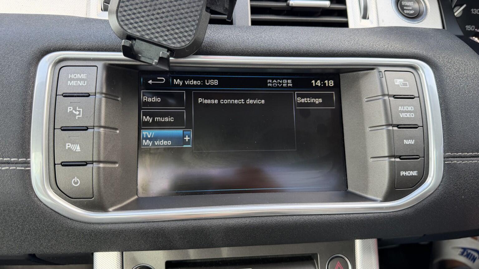 Land Rover Range Rover Evoque view 38