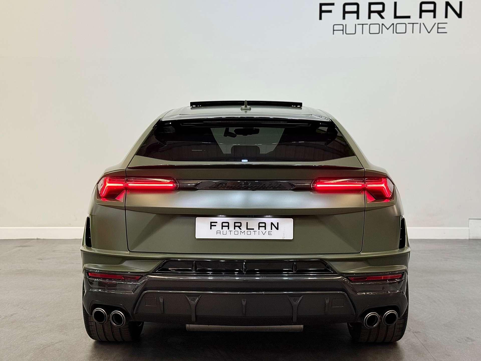 Lamborghini Urus view 27