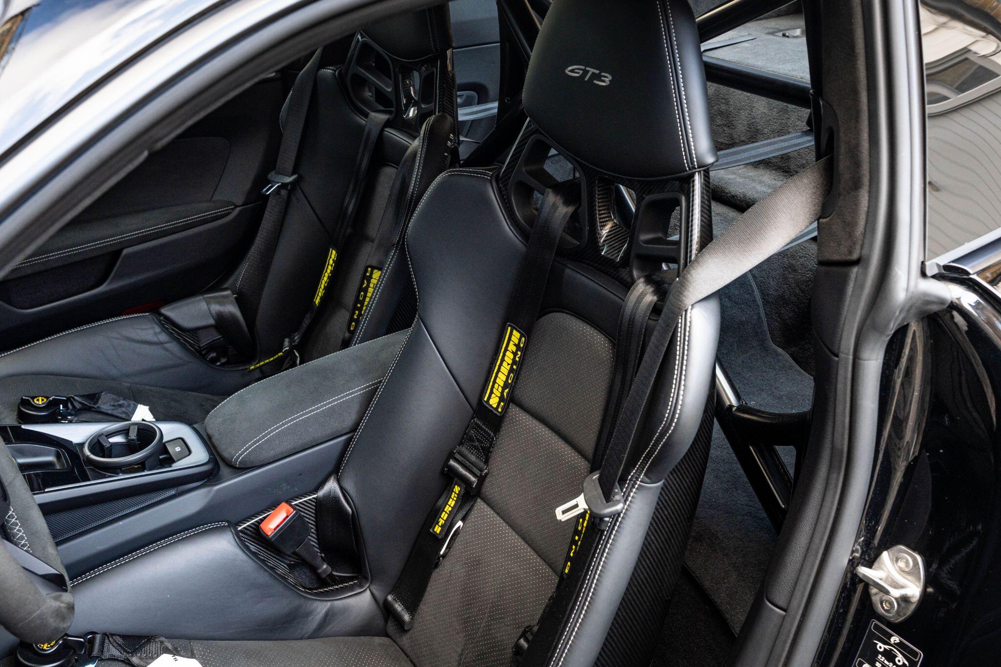 Porsche 911 view 41