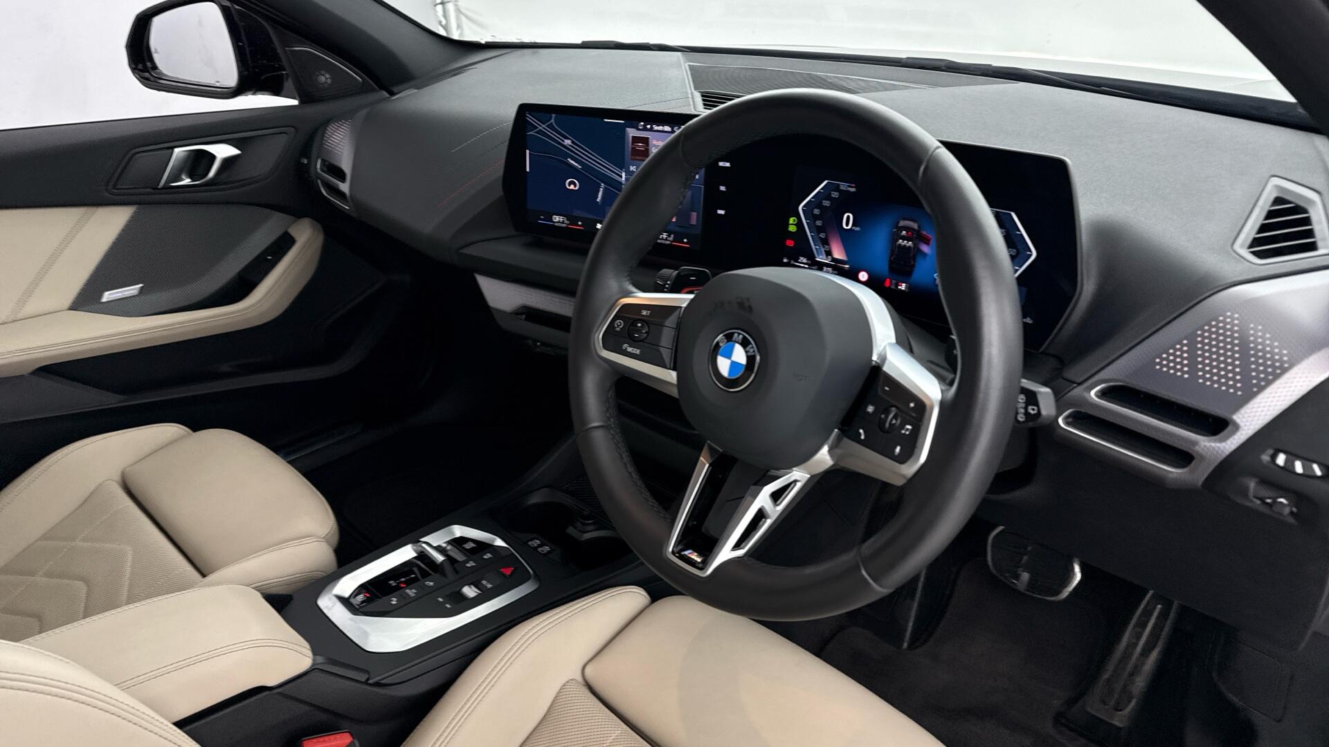 BMW 1 Series view 7