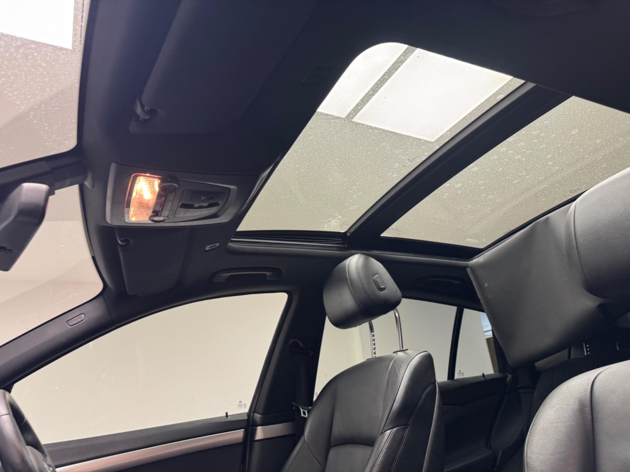 BMW 5 Series view 15
