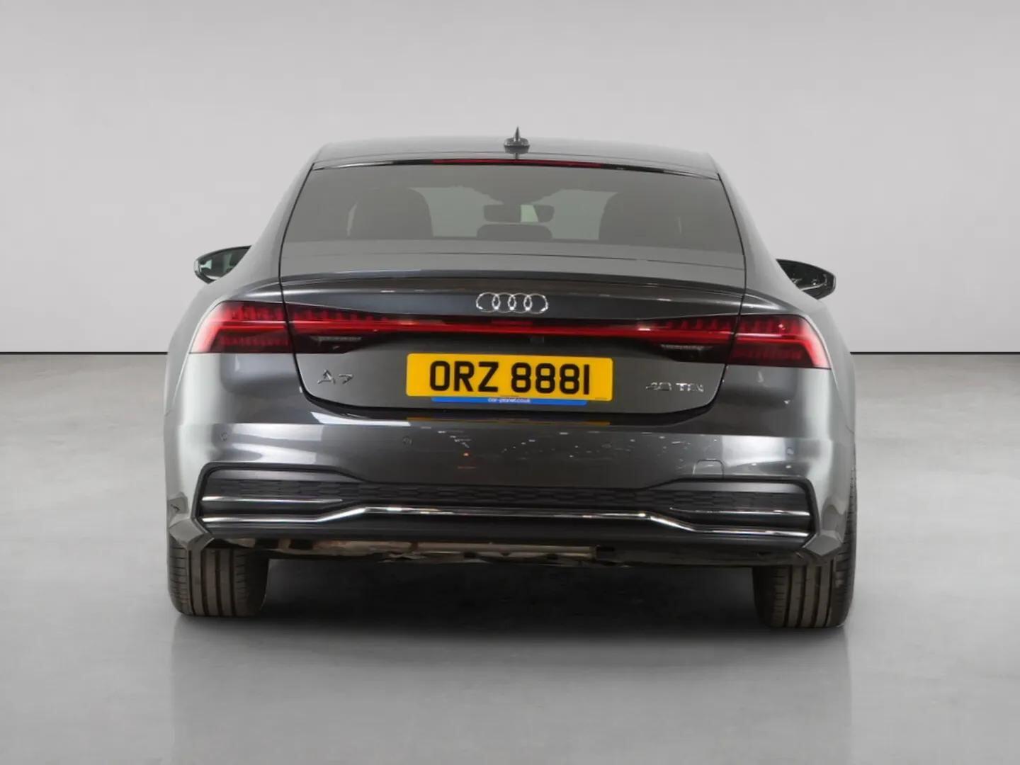 Audi A7 view 7