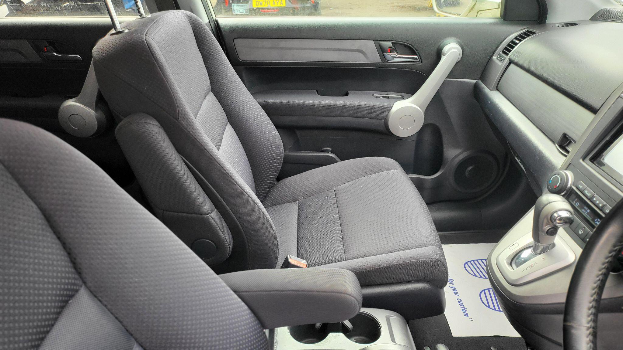 Honda CR-V view 16