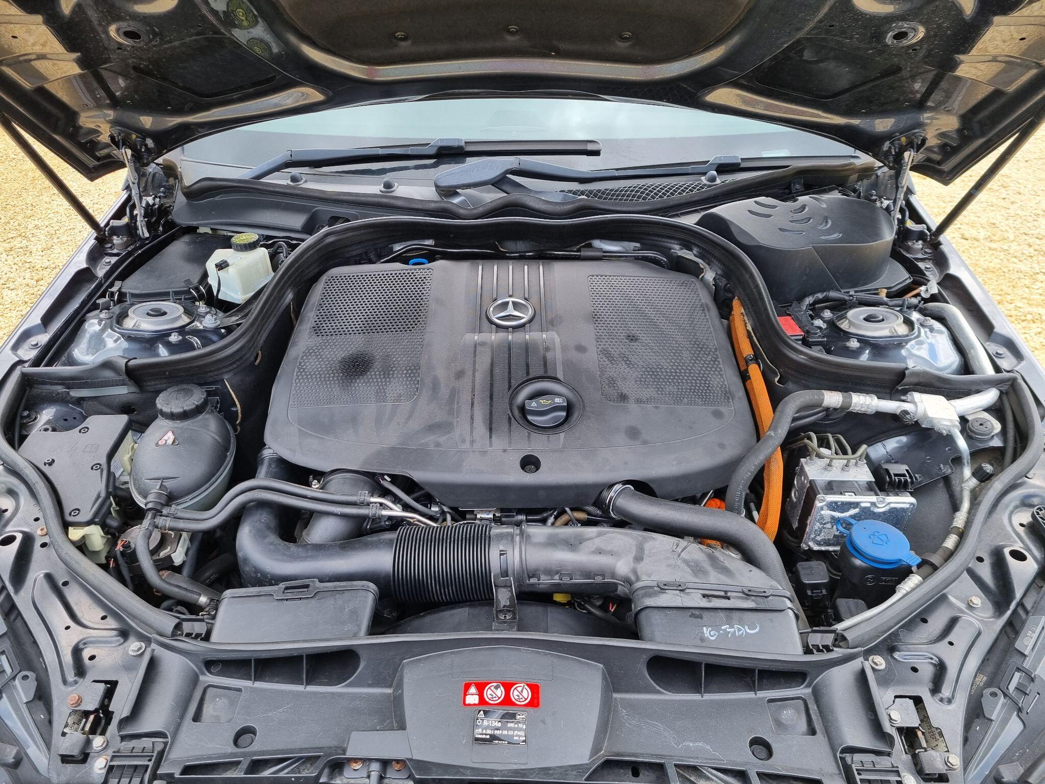 Mercedes-Benz E Class view 71