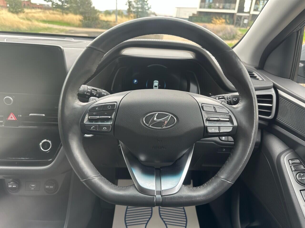 Hyundai Ioniq view 22