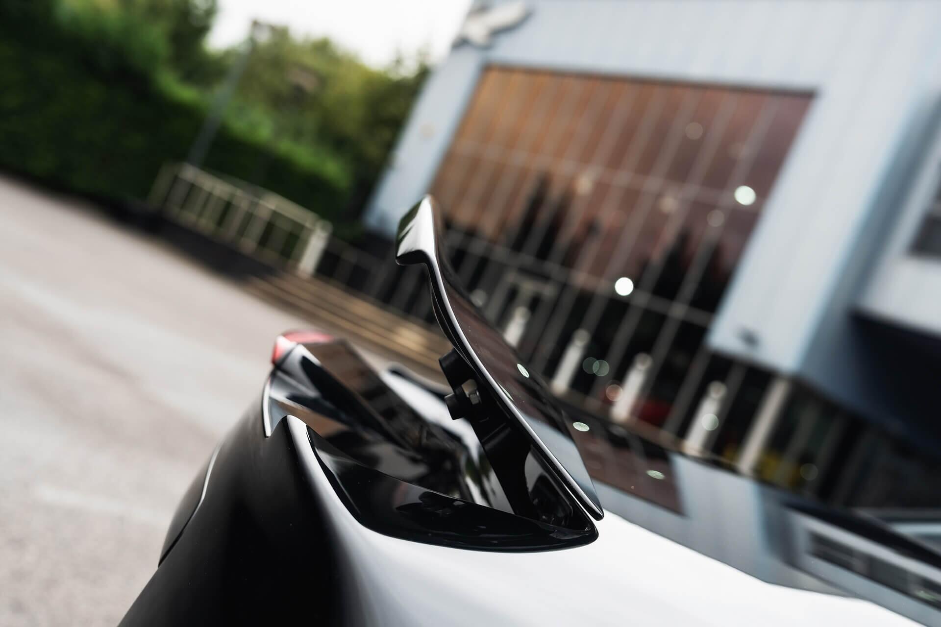 Mercedes-Benz SLR view 92
