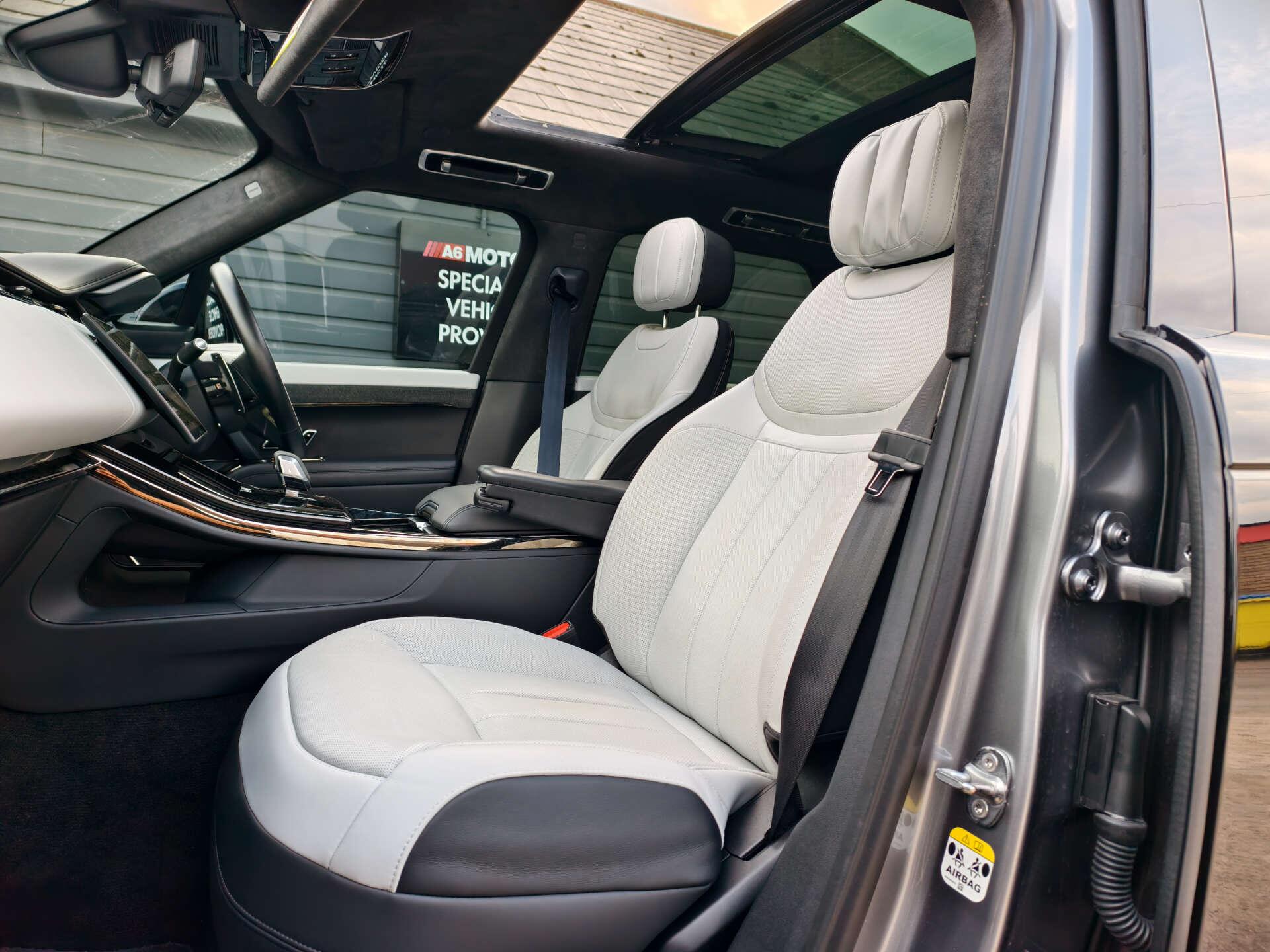 Land Rover Range Rover Sport view 25