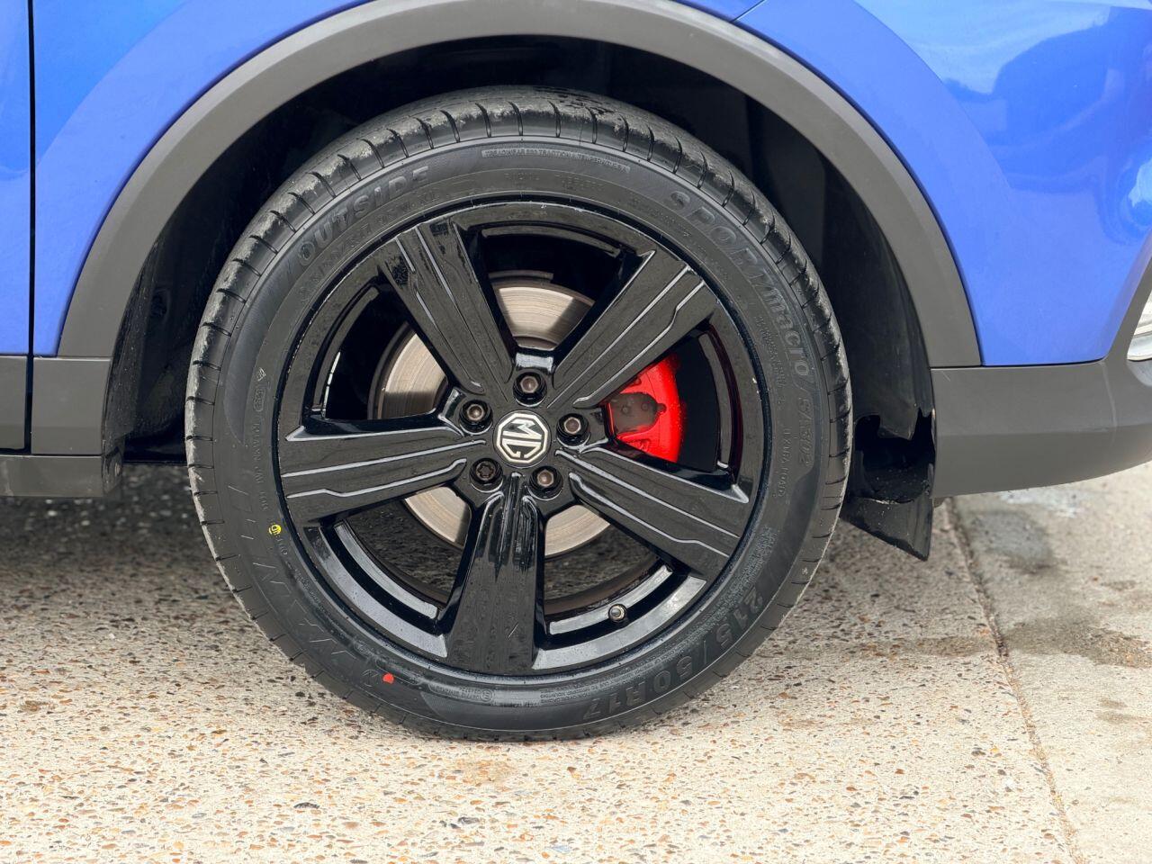 MG ZS view 14