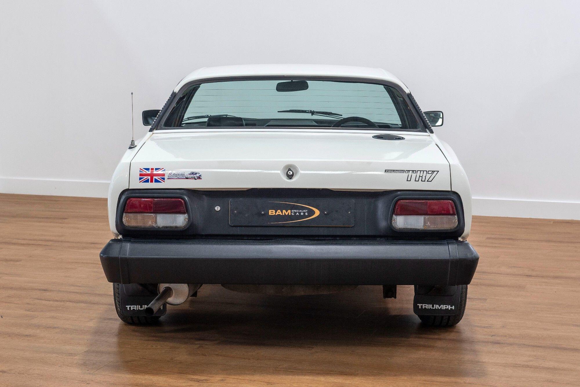 Triumph 1976 Triumph view 6