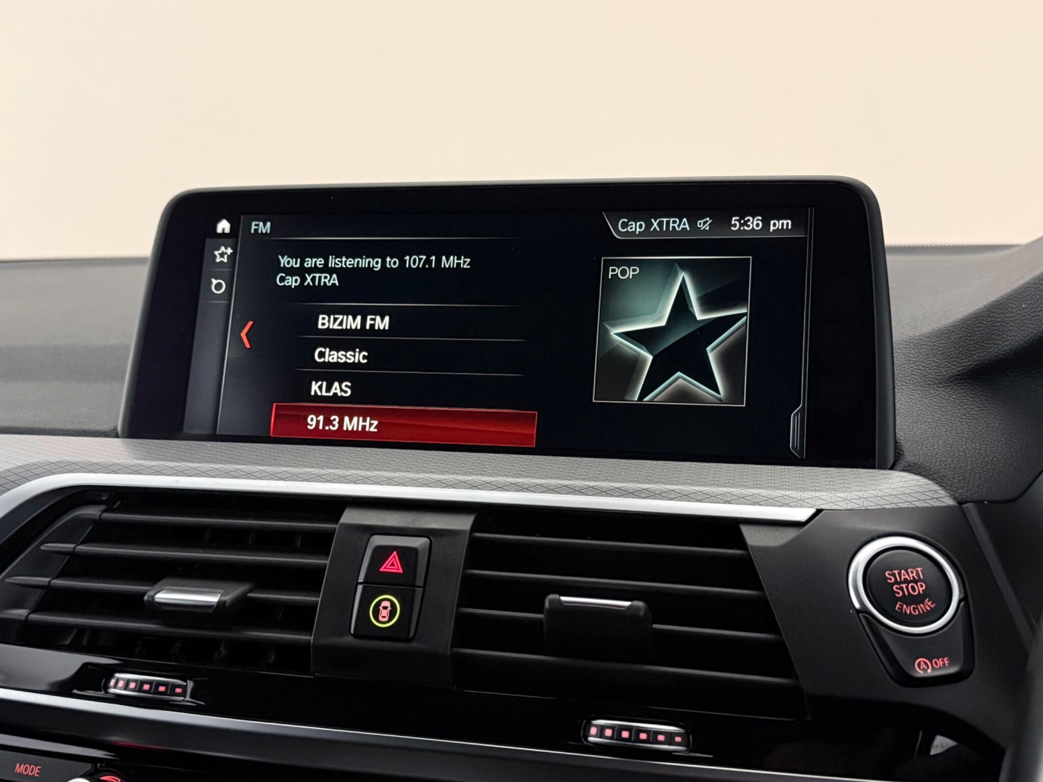 BMW X3 view 25