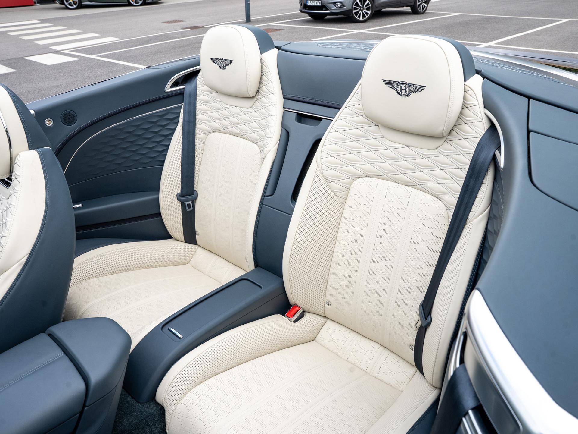Bentley Continental view 24