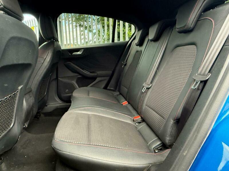 2018 Ford Focus image 27
