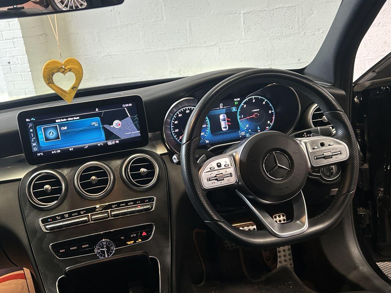 Mercedes-Benz C Class view 36