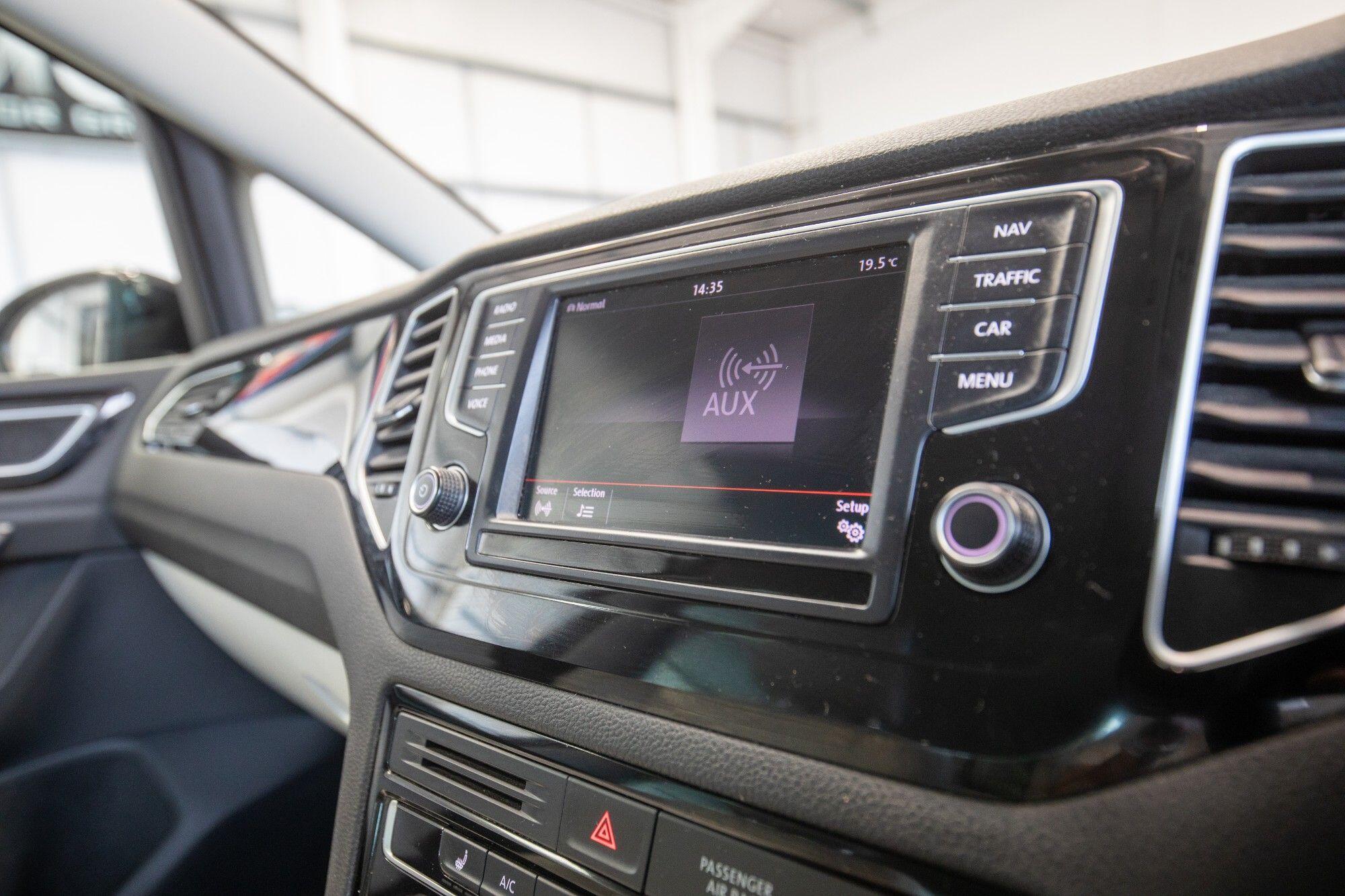 Volkswagen Golf Sportsvan view 20