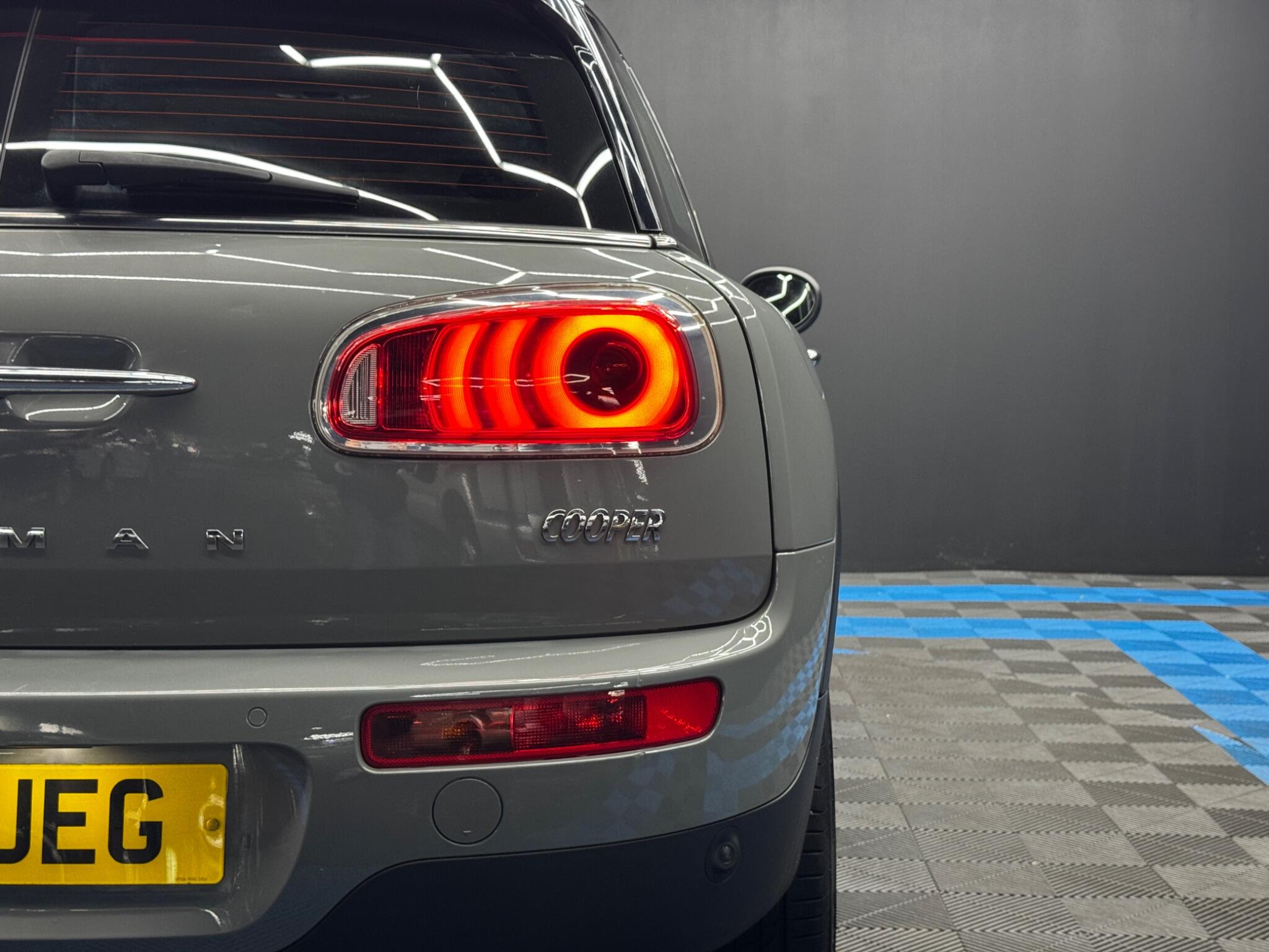 Mini Clubman view 45