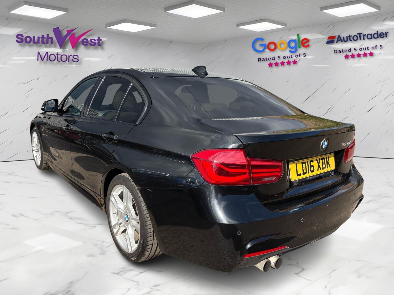 BMW 3 Series view 6