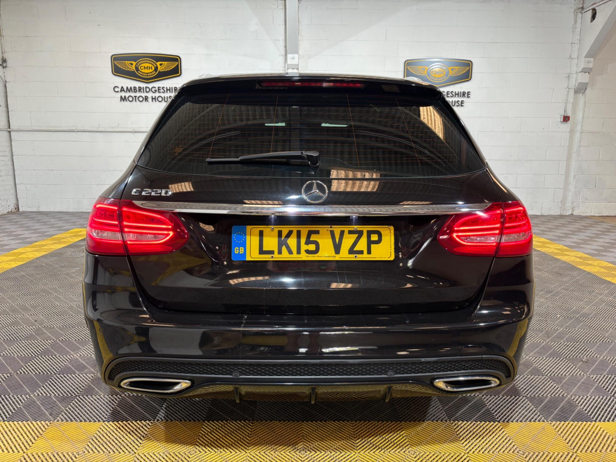 Mercedes-Benz C Class view 51