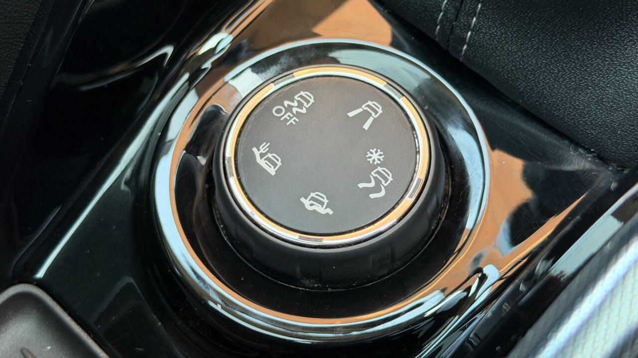 Peugeot 2008 view 24